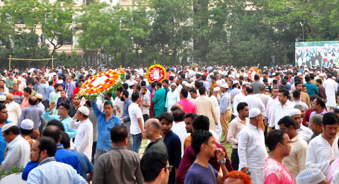 জায়ানকে দেখতে শেখ সেলিমের বাসায় প্রধানমন্ত্রী