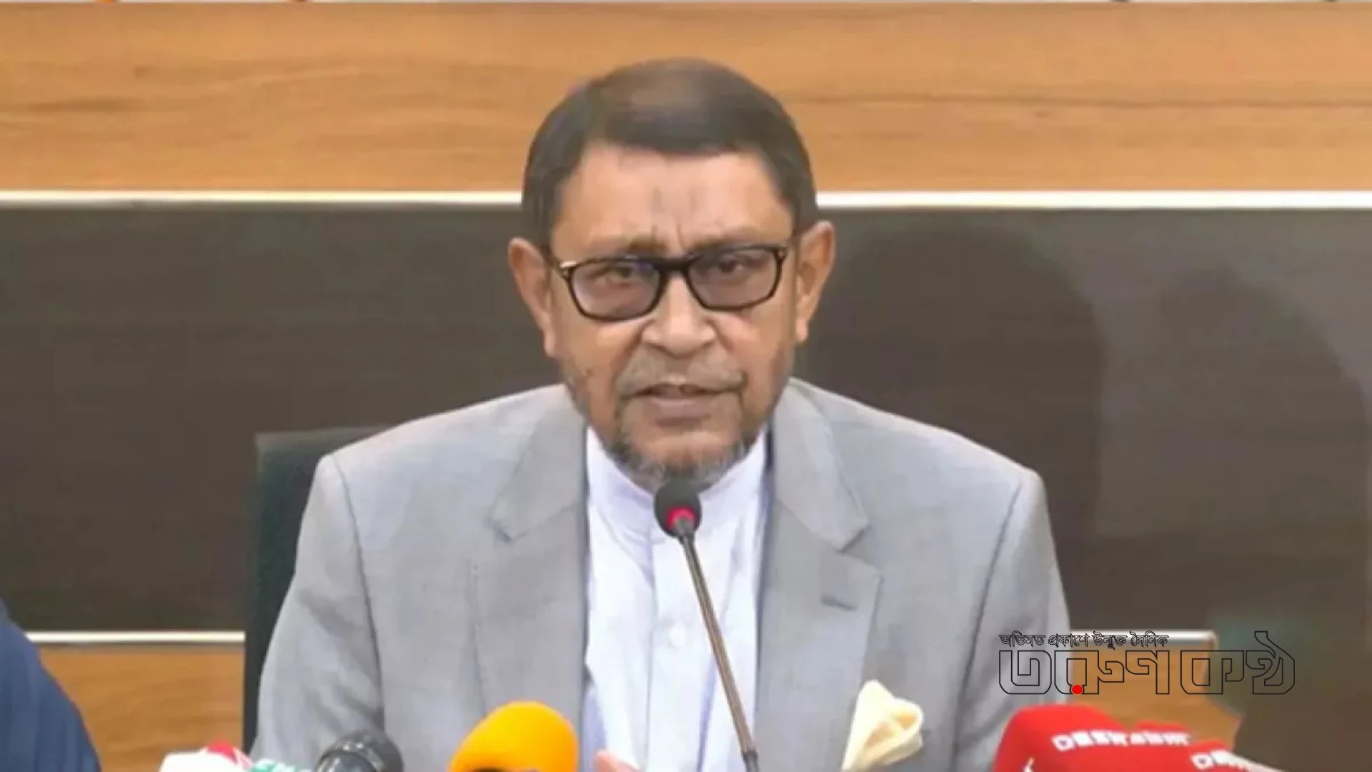 ৬ শিশুর মৃত্যুতে আদ্-দ্বীন হাসপাতালকে শোকজ, সন্তোষজনক জবাব না দিলে লাইসেন্স বাতিল: স্বাস্থ্যমন্ত্রী
