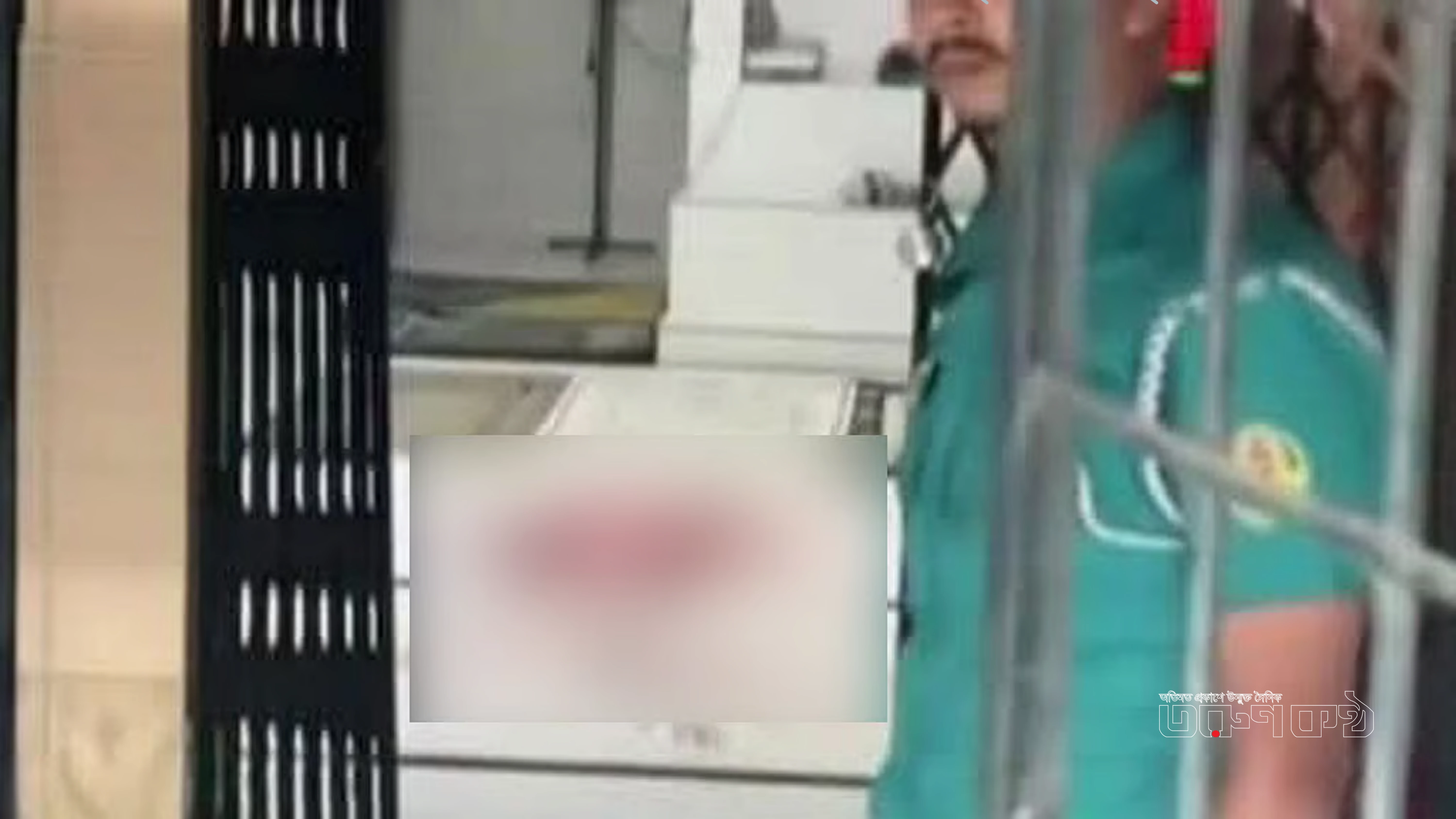 খুলনায় ফজরের নামাজের সময় মসজিদে গুলি, দুজন আহত—একজনের অবস্থা আশঙ্কাজনক