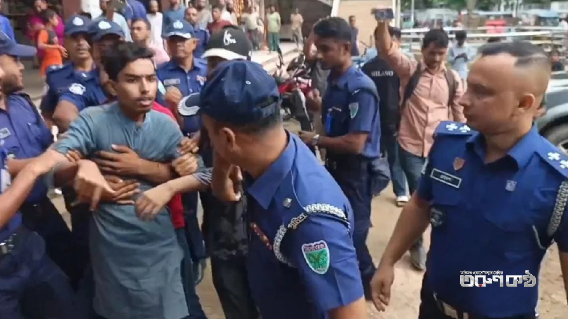 হবিগঞ্জে বিক্ষোভের প্রস্তুতিকালে বৈছাআর তিন নেতা আটক