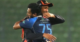 সাকিব আর আমি হাসাহাসি করেছি
