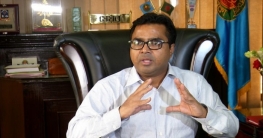 দুর্নীতি ঢাকতেই ডেঙ্গুকে `গুজব` বলেছেন মেয়র!