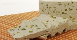 মজাদার বাদাম-তিলের হালুয়া
