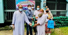 নীলফামারী জেলা পরিষদের আয়োজনে অসহায় পরিবারের মাঝে টিউবওয়েল বিতরণ