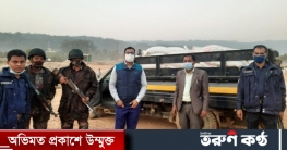 জাফলং সীমান্তে পাচারের উদ্দেশ্যে মজুদ ১১শ বস্তা মটর ডাল জব্দ