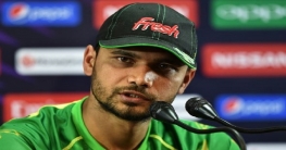 দেশে ফিরে কি সিদ্ধান্ত নেবেন মাশরাফী?