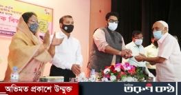 নওগাঁয় জাতীয় সমাজকল্যান পরিষদের অনুদানের চেক বিতরন নওগাঁয় জাতীয় সমাজকল্যান পরিষদের অনুদানের চেক বিতরন