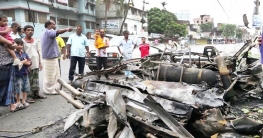 নওগাঁয় এ্যাম্বুলেন্স সিলিন্ডার বিস্ফোরণে লন্ড ভন্ড বিদ্যুৎ সংযোগ