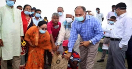 ইসলামপুরে বিভাগীয় কমিশনার বন্যা কবলিত এলাকা পরিদর্শন