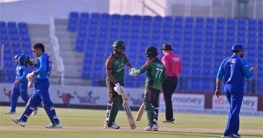 রান আউট থেকে বাঁচার পথ খুঁজছেন হৃদয় 