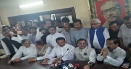 প্রধানমন্ত্রীকে দিয়ে আ’লীগের মনোনয়নপত্র বিক্রি শুরু