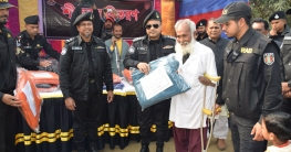 রাজশাহীতে শীতার্তদের মাঝে কম্বল বিতরণ করলো র্যাব রাজশাহীতে শীতার্তদের মাঝে কম্বল বিতরণ করলো র্যাব