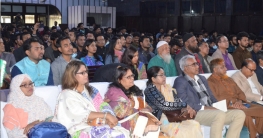 অসাম্প্রদায়িক চেতনার উজ্জ্বল দৃষ্টান্ত নেতাজী ও বঙ্গবন্ধু অসাম্প্রদায়িক চেতনার উজ্জ্বল দৃষ্টান্ত নেতাজী ও বঙ্গবন্ধু