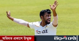 বৃষ্টিস্নাত প্রথমদিনে দাপট বাংলাদেশের পেসারদের
