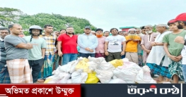 সিলেটে বনার্তদের মাঝে সাবেক ছাত্র নেতা জুয়েল- বাপ্পি 