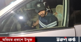 থানায় গিয়ে আদালতে মামলা করার পরামর্শ পেলেন শাকিব
