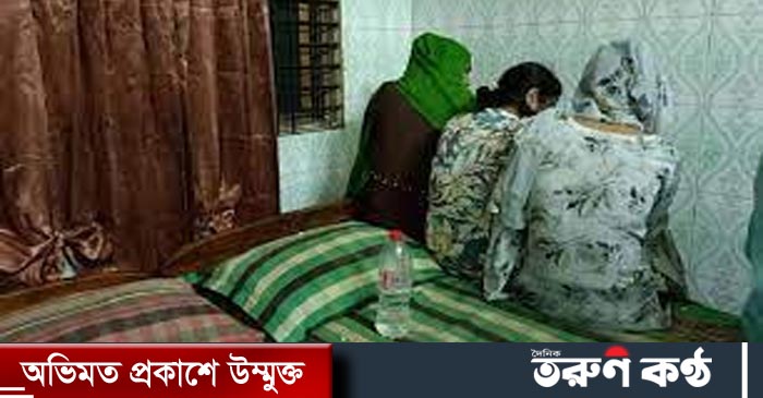 চট্টগ্রাম নগরের কোতোয়ালি থানা এলাকায় একটি আবাসিক হোটেলে অভিযান চালিয়ে অসামাজিক কার্যকলাপে জড়িত থাকার অভিযোগে ১০ জনকে আটক করেছে পুলিশ। তাদের মধ্যে ছয়জন পুরুষ ও চারজন নারী রয়েছেন।