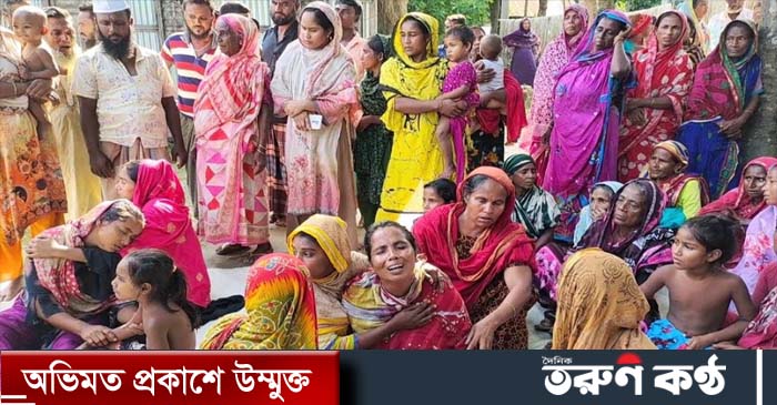শরীয়তপুরের গোসাইরহাটে একজোড়া জুতা হারানোকে কেন্দ্র করে সালিশে কথা কাটাকাটির এক পর্যায়ে দুই পক্ষের সংঘর্ষে মনির হোসেন নামে একজন নিহত হয়েছেন।