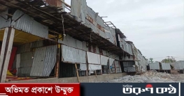 রেমালের তান্ডবে লন্ড ভন্ড কুয়াকাটা সমুদ্র সৈকত