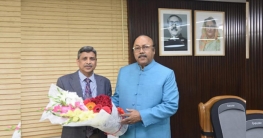 মেয়রের সাথে মন্ত্রণালয়ের সিনিয়র সচিবের সৌজন্য সাক্ষাৎ