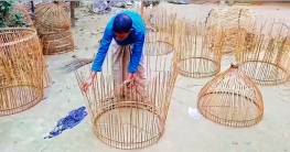 পলো তৈরিতে ব্যস্ত মানিকগঞ্জের কারিগররা