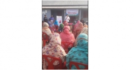 ফেনীর ছাগলনাইয়া মহামায়ায় তথ্য অফিসের উঠোন বৈঠক অনুষ্ঠিত ফেনীর ছাগলনাইয়া মহামায়ায় তথ্য অফিসের উঠোন বৈঠক অনুষ্ঠিত