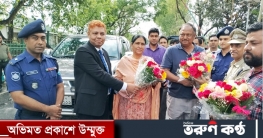বুড়িমারী হয়ে ভারত-ভুটান সফরে গেলেন বাণিজ্যমন্ত্রী