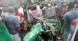 চট্টগ্রামে রেলক্রসিংয়ে দুর্ঘটনায় তিনজন নিহত: বাসচালক গ্রেফতার চট্টগ্রামে রেলক্রসিংয়ে দুর্ঘটনায় তিনজন নিহত: বাসচালক গ্রেফতার