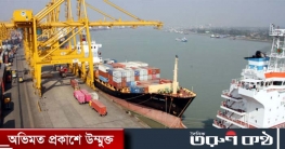 চট্টগ্রাম বন্দরে পুরোদমে চলছে পণ্য খালাস