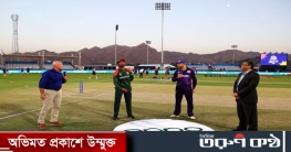 টস জিতে বোলিংয়ে বাংলাদেশ