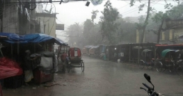 ফণীর প্রভাবে রাজধানীসহ বিভিন্ন স্থানে বৃষ্টি