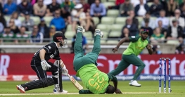 ফের শীর্ষে নিউজিল্যান্ড