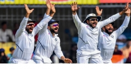 শতকের আগে পাঁচ উইকেট হারাল বাংলাদেশ