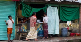রমজানে প্রকাশ্যে খাবার খেলে জেল