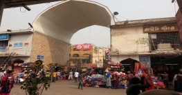 রাজধানীতে আগুনের ঝুঁকিতে নিউমার্কেটসহ বেশিরভাগ মার্কেট ও শপিংমল রাজধানীতে আগুনের ঝুঁকিতে নিউমার্কেটসহ বেশিরভাগ মার্কেট ও শপিংমল