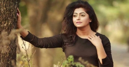 চিত্রনায়িকা নিপুণের চমক