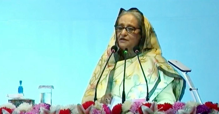 বইমেলার উদ্বোধনী অনুষ্ঠানে বক্তব্য রাখেন প্রধানমন্ত্রী/ছবি: সংগৃহীত