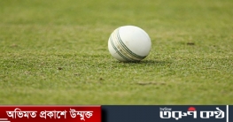 গ্যালারিতে বল গেলেই দিতে হবে নতুন বল!