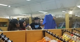 গুলশানে বিয়ের শপিং নিয়ে ব্যস্ত মিথিলা-সৃজিত গুলশানে বিয়ের শপিং নিয়ে ব্যস্ত মিথিলা-সৃজিত