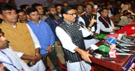 ঘোলা পানিতে মাছ শিকারের চেষ্টা করছে বিএনপি