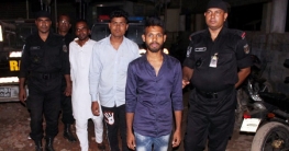 যাত্রাবাড়ীতে পিস্তল-গুলিসহ গ্রেফতার ৩ যাত্রাবাড়ীতে পিস্তল-গুলিসহ গ্রেফতার ৩