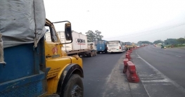 মেঘনা ব্রিজের সংস্কার কার্যে ঢাকা কুমিল্লা মহাসড়কে দীর্ঘ যানজট