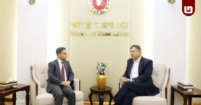 স্বরাষ্ট্রমন্ত্রী সালাহউদ্দিন আহমদের সঙ্গে ভারতীয় হাইকমিশনারের প্রথম আনুষ্ঠানিক বৈঠক