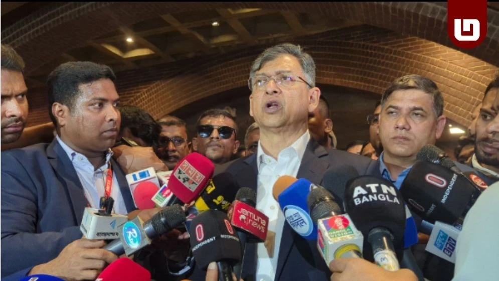 সংবিধান অনুযায়ীই সংসদ আহ্বান, ‘সংস্কার পরিষদ’ বলে কিছু নেই: স্বরাষ্ট্রমন্ত্রী