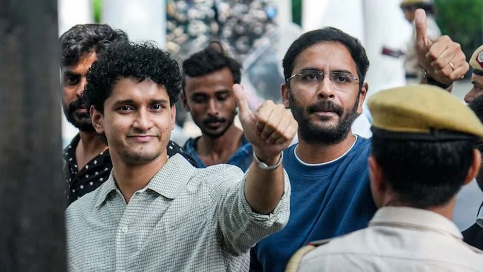 অভিজিৎ মুক্ত, কারাগারে এখনো সিজেপির দুই নেতা