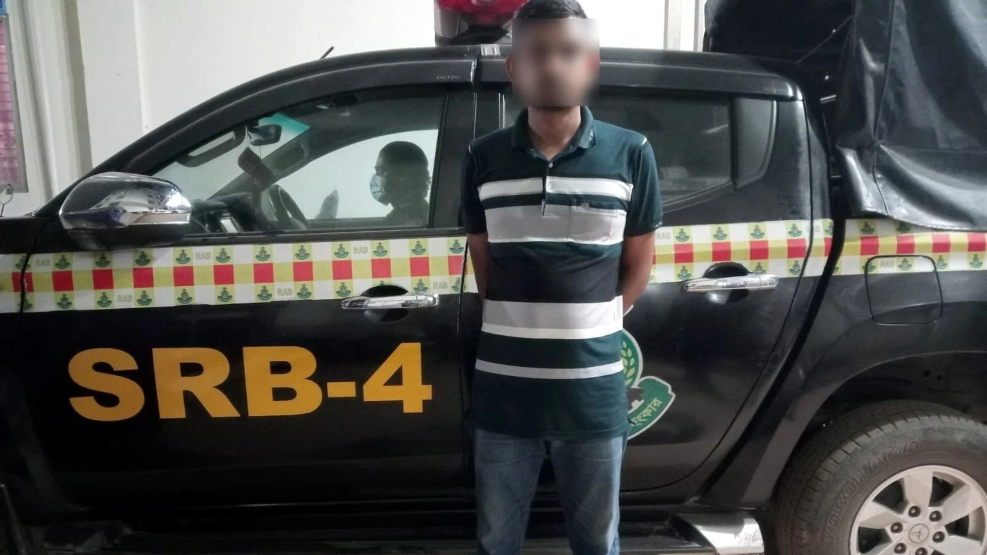 হাকিমপুরে চাচা হত্যার অভিযোগে আশুলিয়া থেকে ভাতিজা গ্রেপ্তার