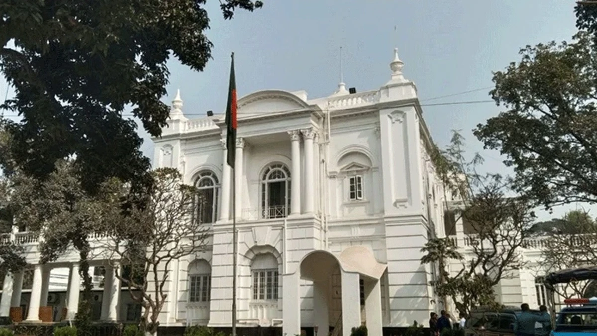 ‘ক্যাঙারু কোর্ট’ বলায় ট্রাইব্যুনালে ক্ষমা চাইলেন দুই আইনজীবী